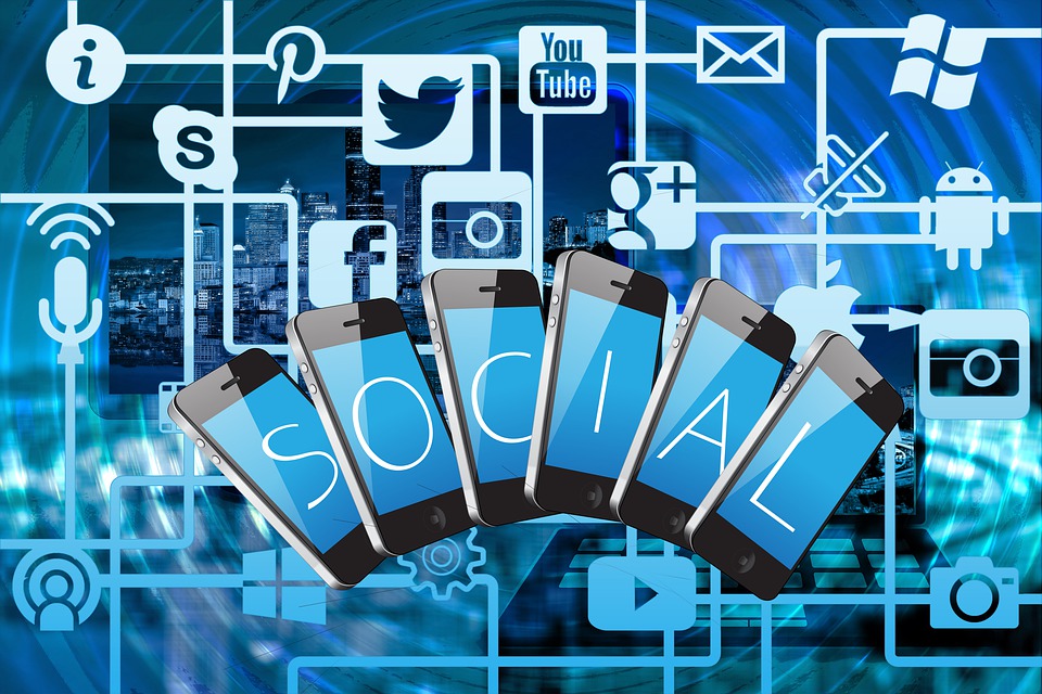 what is a social media strategy